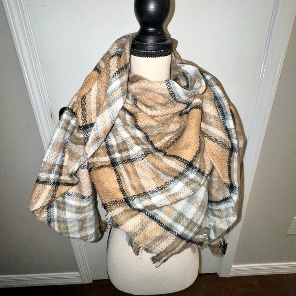 Cozy Plaid Tan and White Blanket Scarf